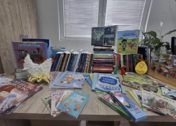 Народна библиотека Србије донирала књиге Установи „Ласта“ у Ковину