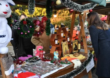 Praznični duh u Kovinu: Održana manifestacija „Novogodišnja čarolija“