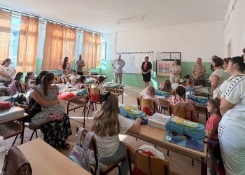 Нови почетак за 269 првака – свечан дочек првака у школама широм општине Ковин