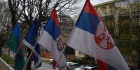 uz zastave Srbije i Vojvodine, povodom 8. aprila